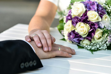 brautpaar mit ringen