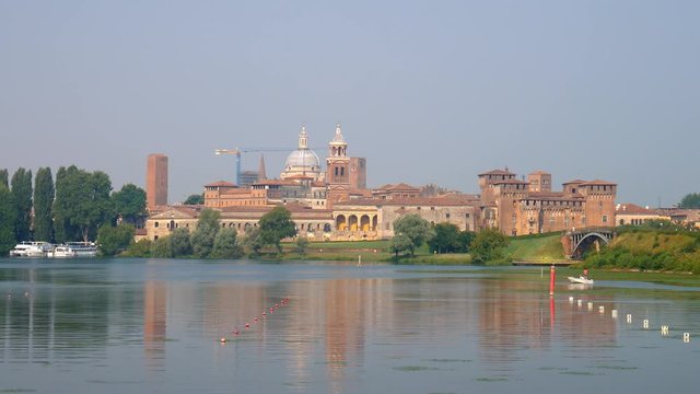Mantua Skyline, close up
