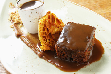 sticky toffee pudding
