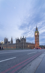 Fototapeta na wymiar Big Ben and house of parliament - Big Ben and Houses of Parliament with road of Westminster Bridge