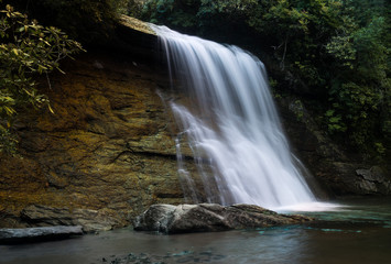 Fototapeta premium Silver Run falls waterfall near Cashiers NC
