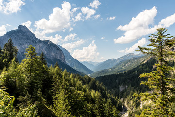 Fototapeta na wymiar Grosser Ahornboden in the heart of the Karwendel mountains Austria