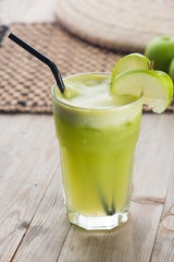 fresh blended apple juice
