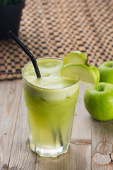 fresh blended apple juice