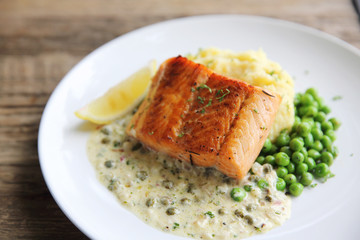 Grilled baked Salmon with potato and beans