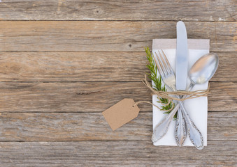 Besteck Rustikal Tischgedeck Messer Gabel Löffel © vulcanus