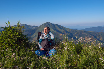 Fototapeta premium Woman hiker enjoying life