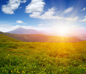  Mountain with the sun