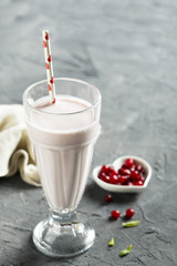 Yogurt smoothie with fresh berries