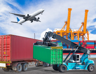 Truck transport container with crane lifting and cago plane 