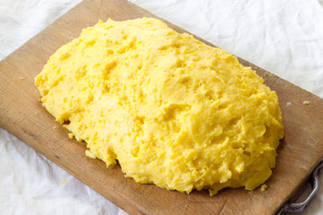 Cutting board Yellow Polenta