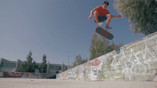 True Freedom Skateboarding. Slow motion HD