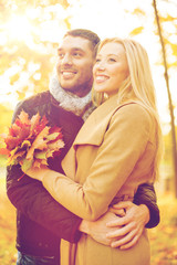 Fototapeta premium romantic couple in the autumn park