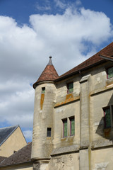 Fototapeta na wymiar Nebengebäude der Kathedrale in Meaux
