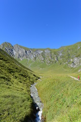 Fototapeta na wymiar Weitental im Tuxertal Tirol