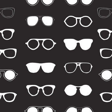 Seamless pattern with sunglasses fashion