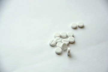Fototapeta na wymiar pills on white background