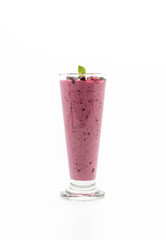 mixed berries with yogurt smoothies