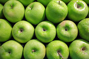 green apples