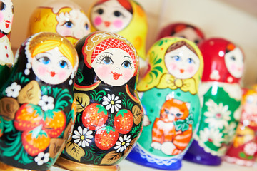 Fototapeta na wymiar traditional russian wooden nesting dolls