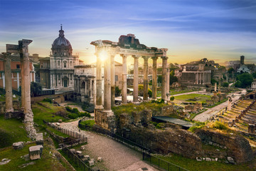 Fototapeta na wymiar Rome city bu sunrise Italy