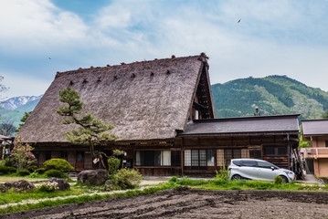 Fototapeta na wymiar Gassho-zukuri house in Shirakawa-go