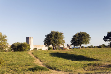Världsarvsstaden Visby med dess rungmur © perake