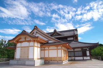 Fototapeta premium Shogunzuka Mound and Seiryuden in Kyoto Japan 