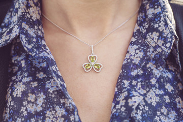 Young fashionable woman wearing luxury pendant © marbenzu
