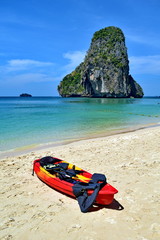 Obraz premium red kayak on Reiley beach.KRABI THAILAND.