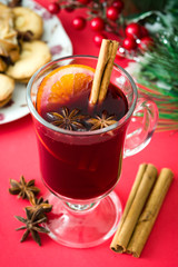 Christmas mulled wine and Christmas decoration

