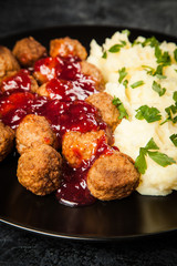 Meatballs and mashed potatoes
