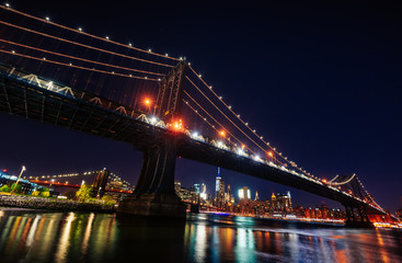 Fototapeta premium Manhattan Bridge At Night