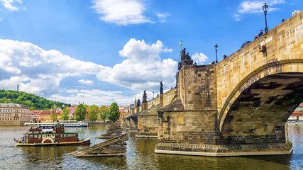 Obraz premium Charles Bridge in Prague