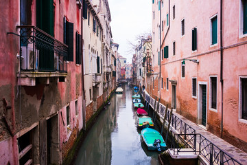 Fototapeta na wymiar View of Vencie canal with gondolas