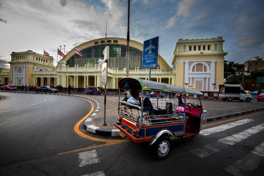 Tuk tuk for passenger cars. To go sightseeing in Bangkok.