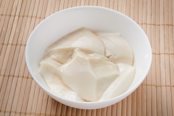 Fototapeta na wymiar 豆花(トウファ)　Tofu Pudding Asian sweets