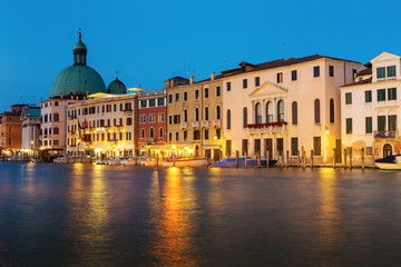 Fototapeta na wymiar Grand Canal in Venice at night