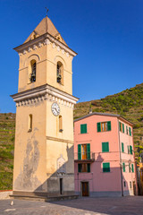 Fototapeta na wymiar Small church in Manarola on the Ligurian Sea coast, Italy