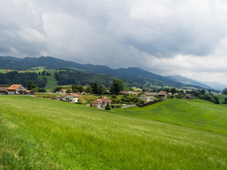 Fototapeta na wymiar Por la zona de Haute Ville en Gruyères, Suiza OLYMPUS DIGITAL CAMERA