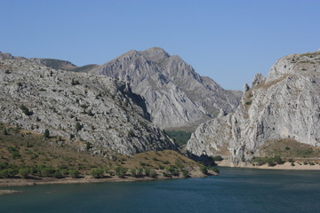 Emblase de los Barrios de Luna, le&oacute;n