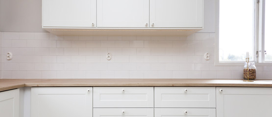 horisontell banner av stilistisk köksinteriör