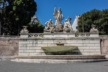 Fototapeta premium Fontana del Nettuno (Neptune Fountain) at People's Square. Rome.