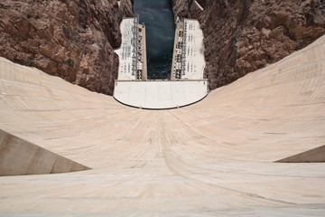 Monumentale Ingenieursleistung. Der Hoover Dam nahe Las Vegas.