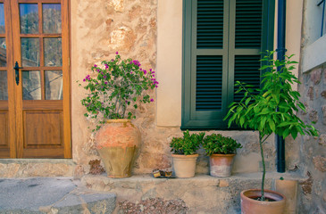 provence house facade