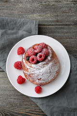  Homemade  buns with fresh raspberry