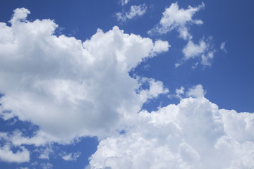 Naklejka na ściany i meble Blue sky with cloud closeup 