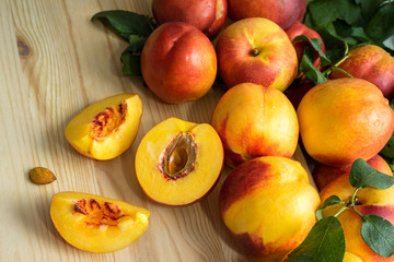 Fototapeta na wymiar Ripe peaches