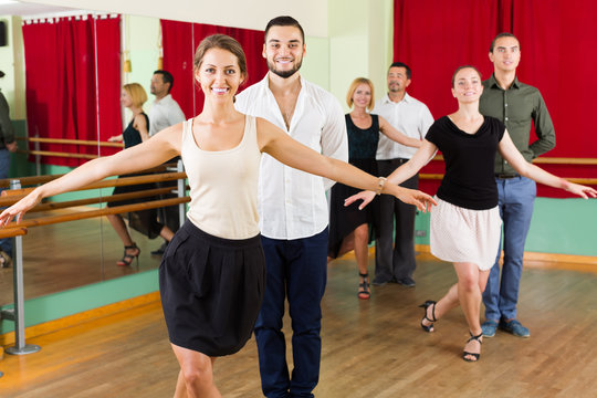 Pattern Dancing Class รูปภาพDancing-Classes – เลือกดูภาพถ่ายสต็อก เวกเตอร์ และวิดีโอ128 ...