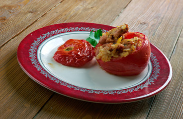 tomato  stuffed with meat
